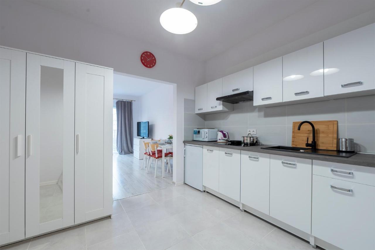 Luxury In City -3- Studio Bright & Secure Free Parking Lódź Exterior foto